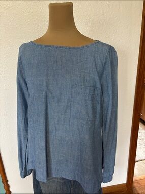 Light Blue Denim-Style Long Sleeve Women's Top. Size Medium, J Crew mercantile.